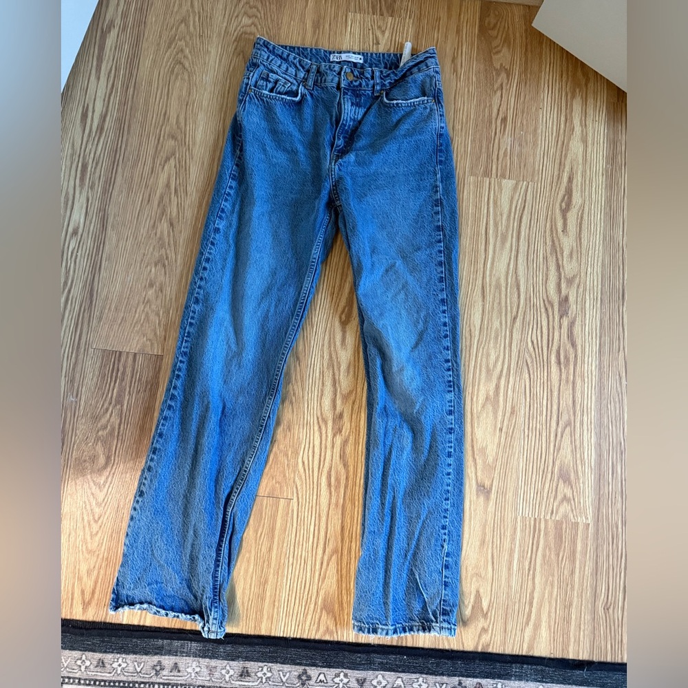 Zara Women's Straight Leg Blue Jeans